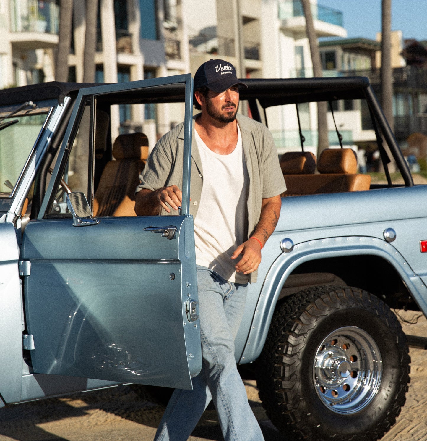 Classic Venice Broncos Trucker Cap (Navy)